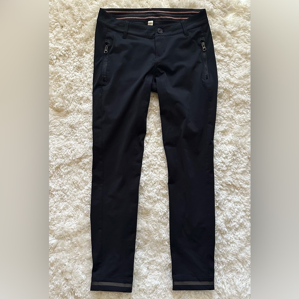 Lululemon Trouser w/Vertical Front Zipper Pockets